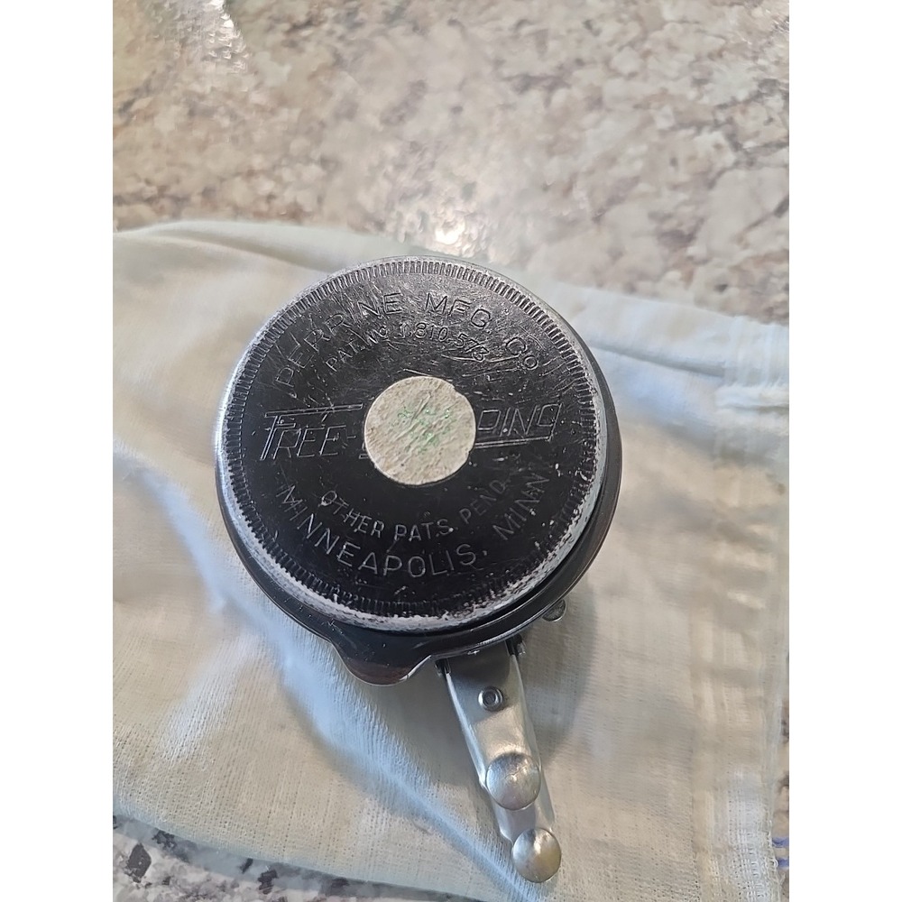 VINTAGE PERRINE FLY FISHING REEL‎